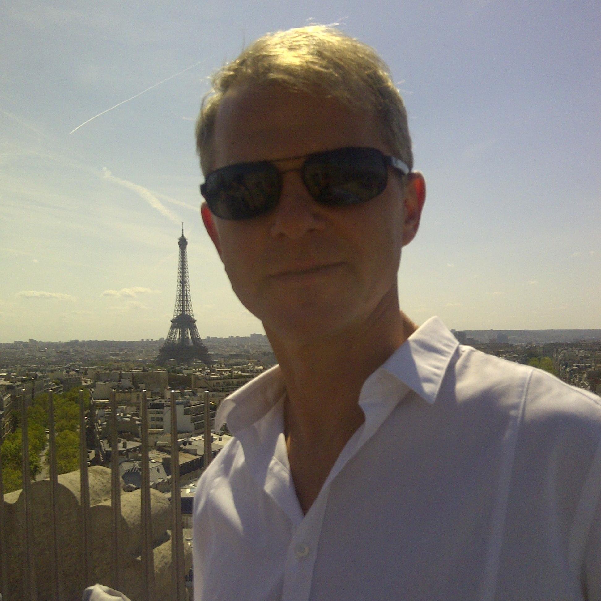 jcahours's profile picture. A&R