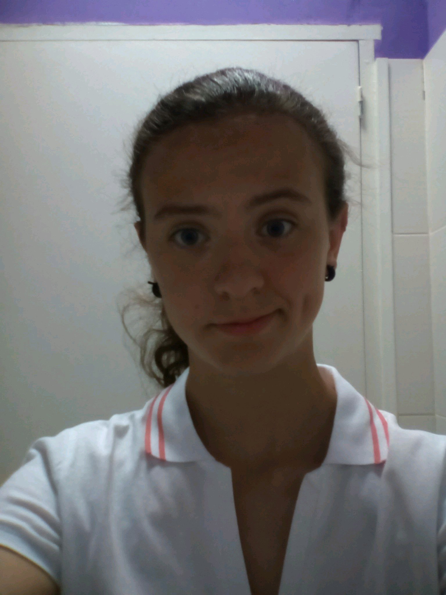 Del 2000.Alboranista nazarena y deportista.rubia con ojos azules y pequeñita.RAPSUSKLEI.ツ
