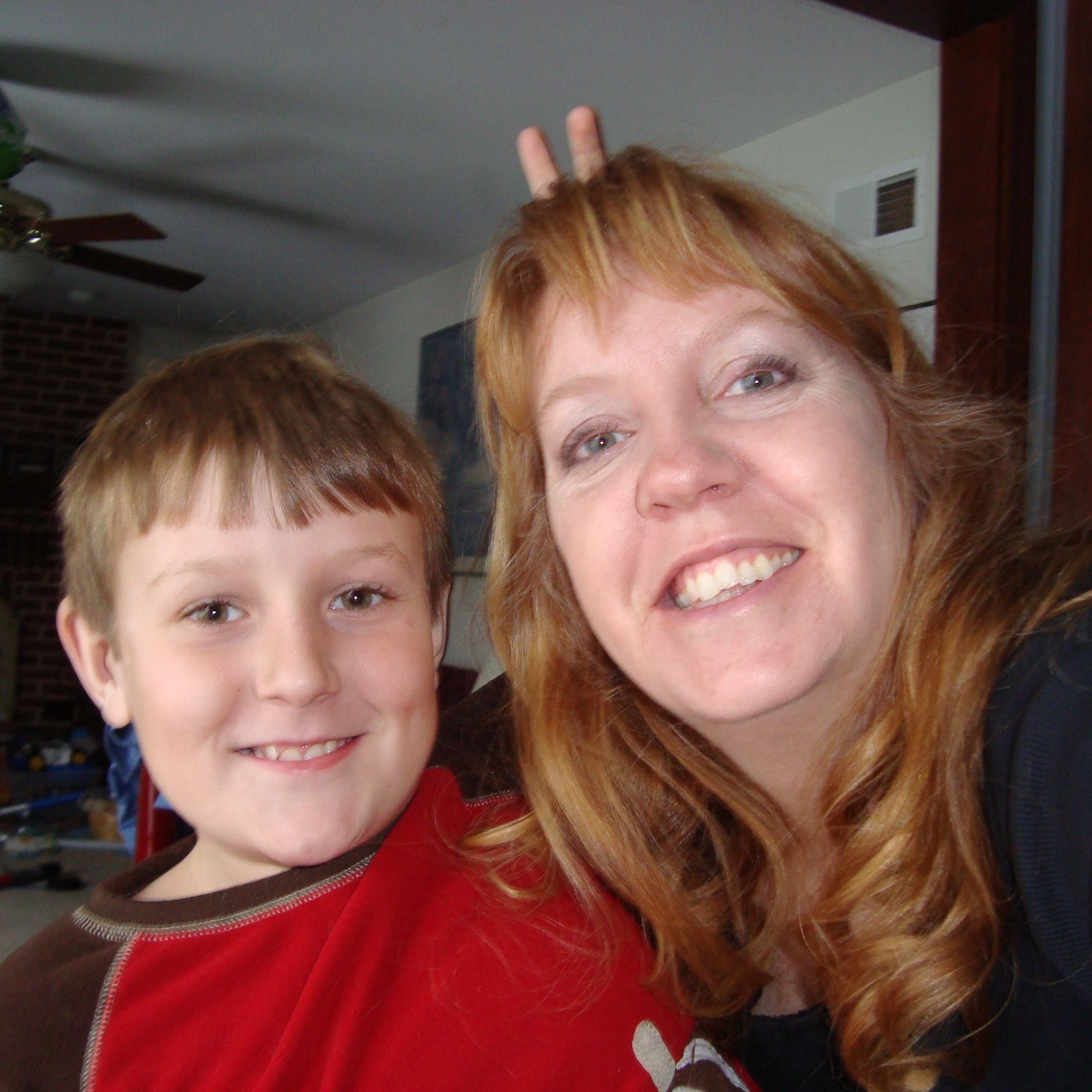 ScarlettisGone's profile picture. 