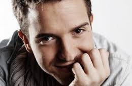 Pablo Alborán, más que un ídolo.                                        Contacto: Extasiadasdealboran@hotmail.com