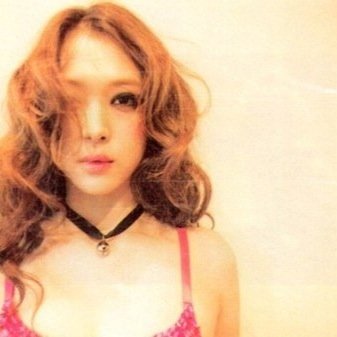 Mia clark, born in Seoul on 20 August 1996. Annyeong aseo!