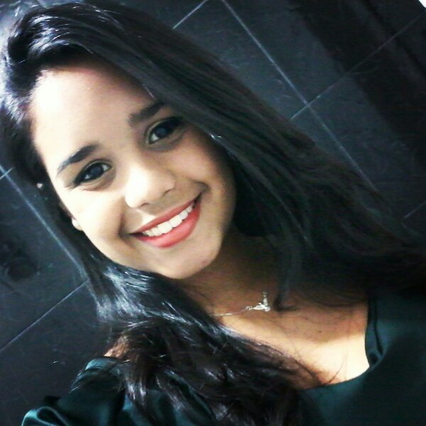 Eu não vou deixar que alguem conquiste o impossível por mim.” ☆♪ Acadêmica de fisioterapia, 18.
