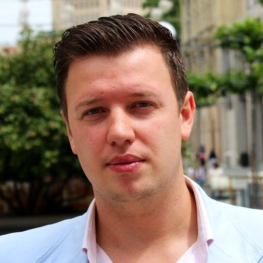 Дружба - это сестра любви, но от второго брака.
