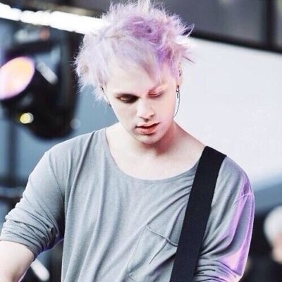✿ hi this is free follow from @starkidclifford ✿ if you have a minute please follow @starkidclifford and @meganftbands and ask for a fb ✿ ty cutie ily ✿