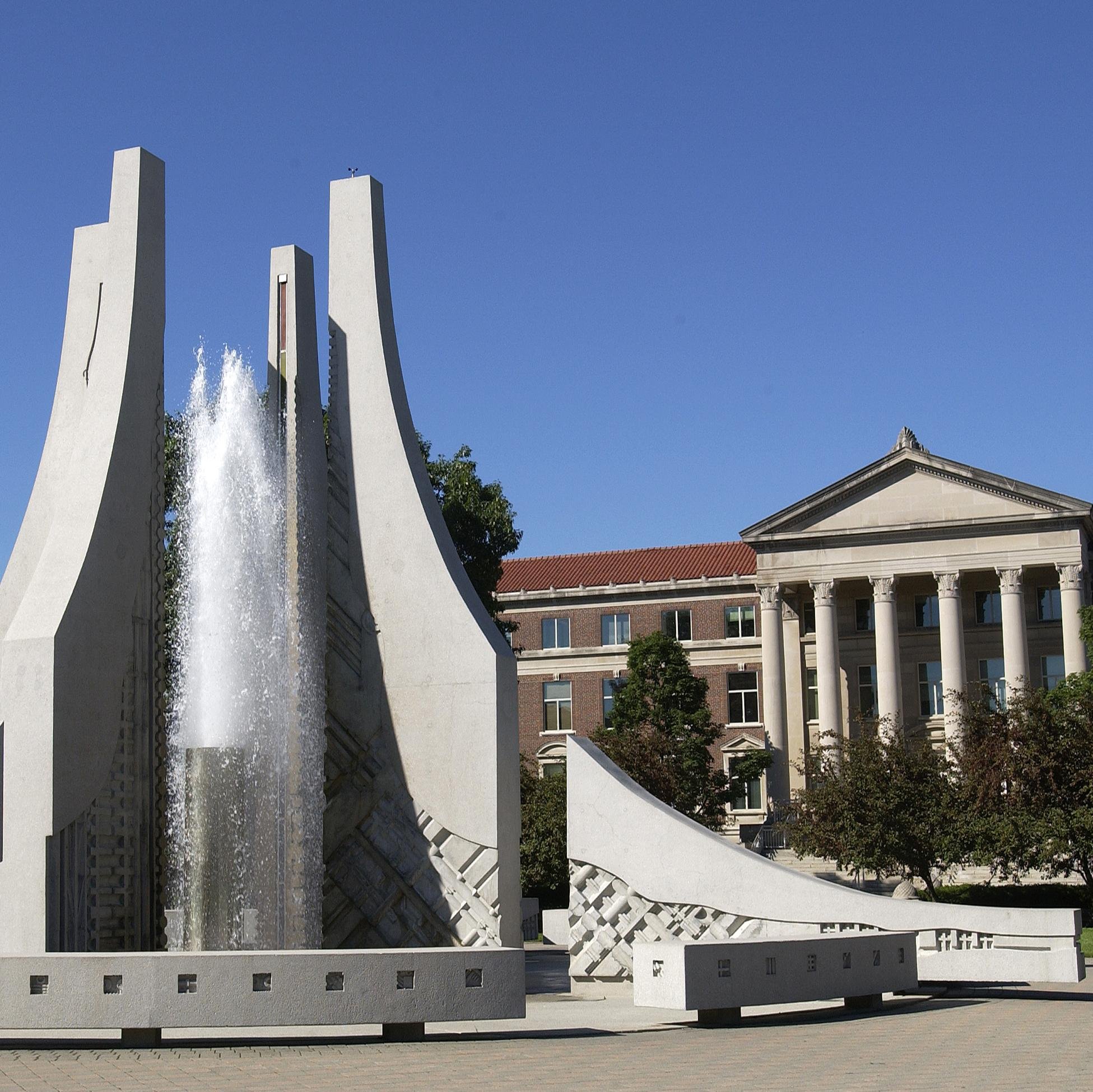 The Office of Faculty Recruitment and Retention along with the Concierge Program assist faculty with dual career and relocation needs.