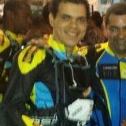 Porque metade de mim é o que ouço Mas a outra metade é o que calo…