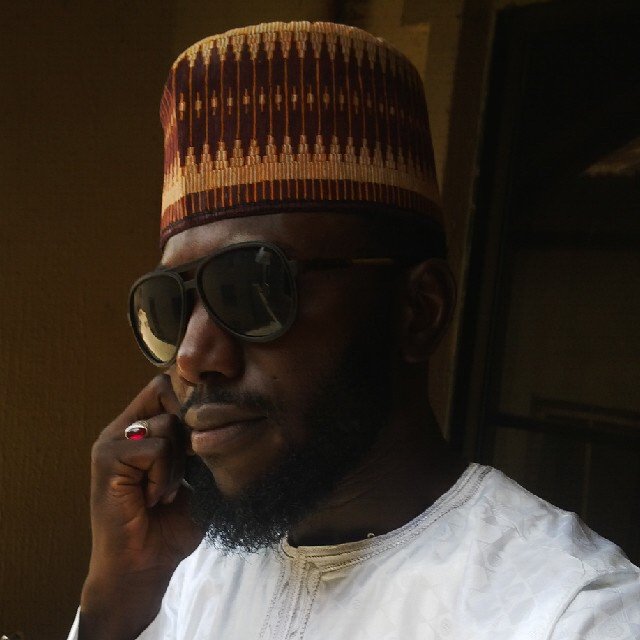 essay4real74's profile picture. 