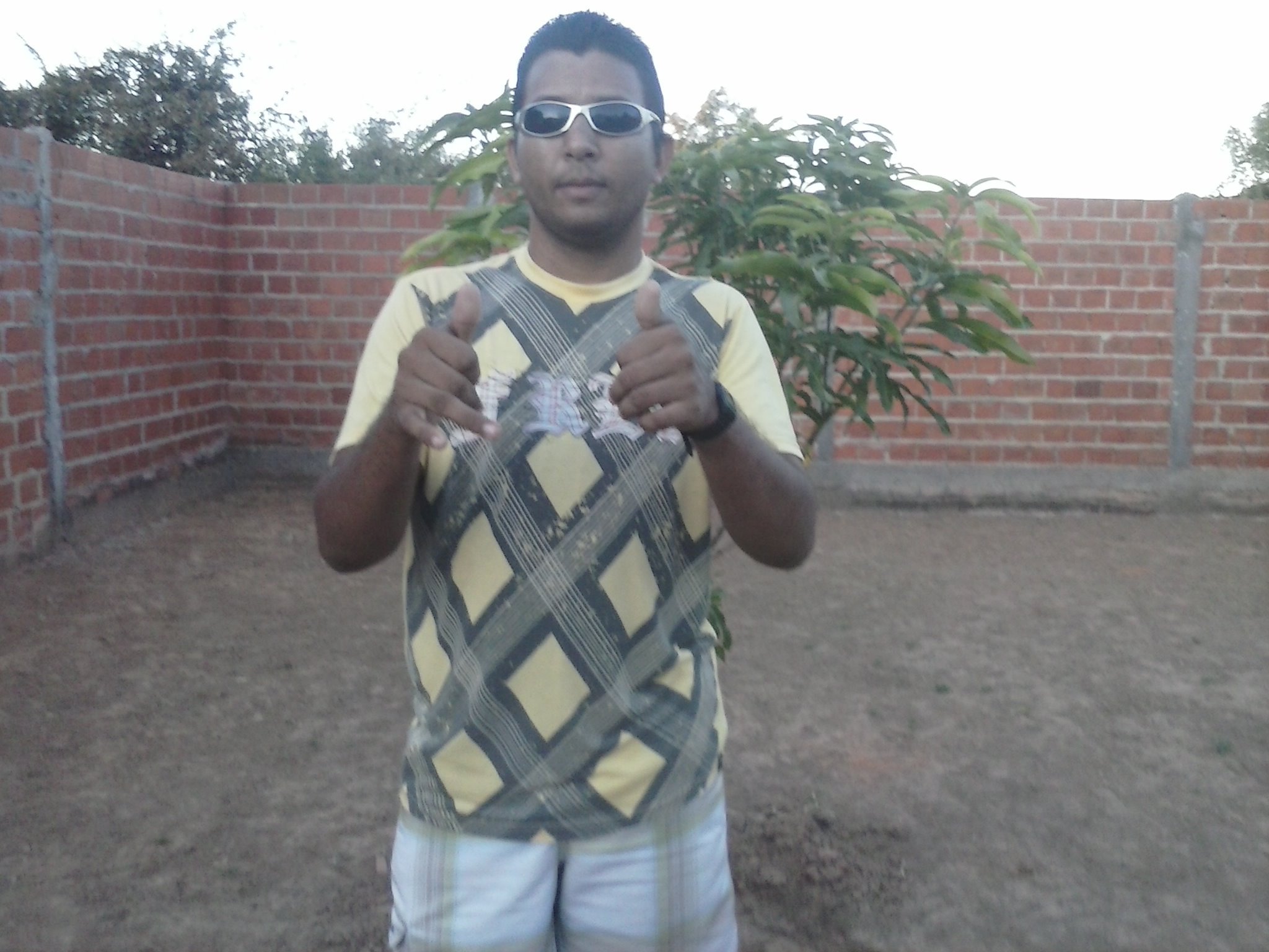 candidouvk's profile picture. 