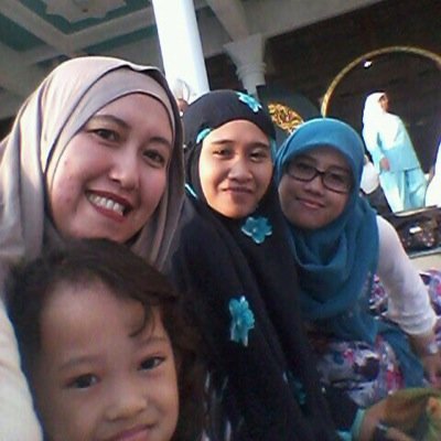 vidhadhina's profile picture. 19 years old | Quattro | SIXTEENAGERS | PENS '13 | Elektro Industri '13 | PSMPENS | Alto| Afganisme | line: zulvidha