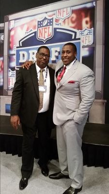 nitramyrag's profile picture. 