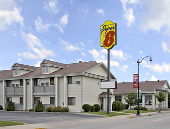 Super 8 La Crosse, WI is here for all of your hospitality needs!! Come and enjoy our wonderful hotel rooms, fitness center, pool and jacuzzi!!!