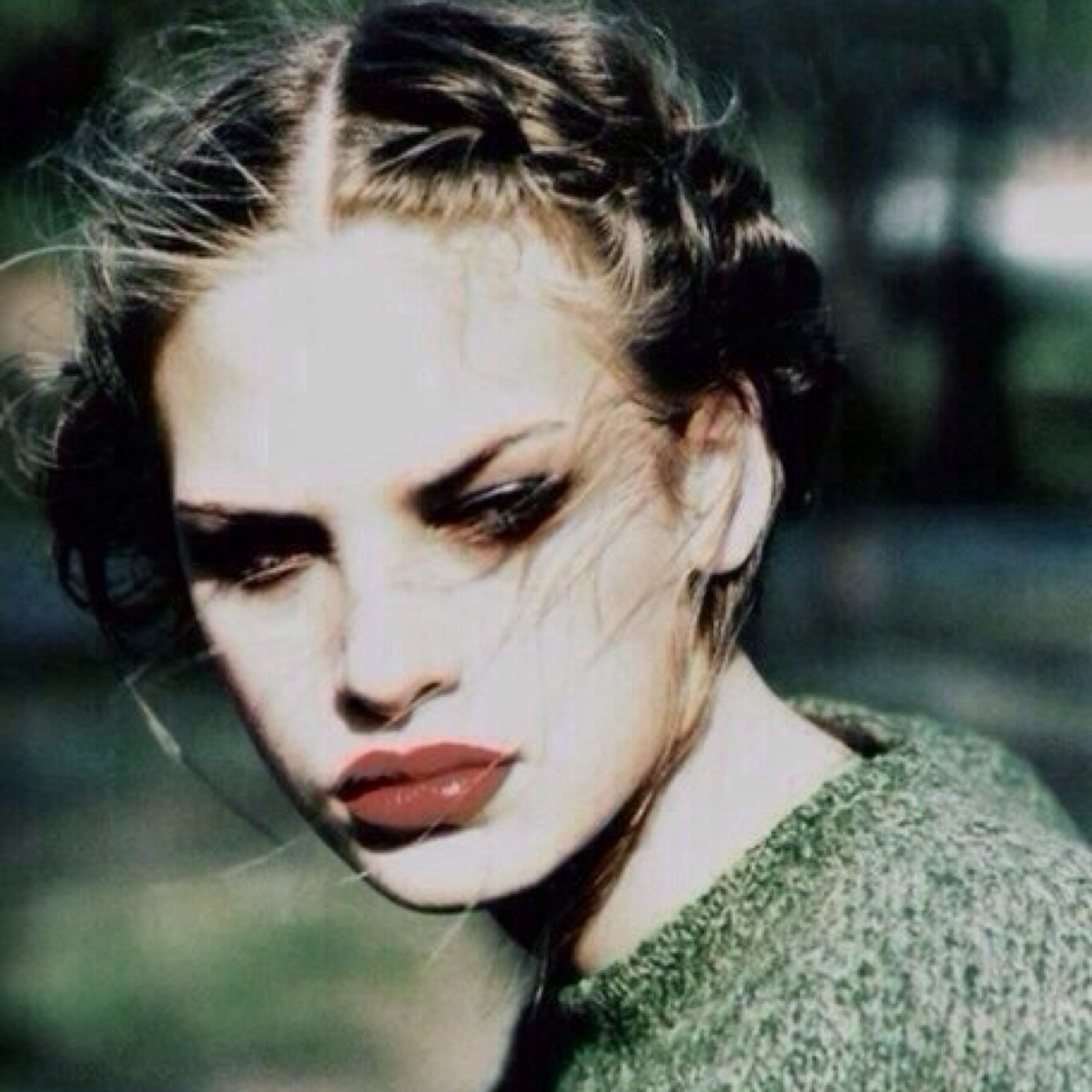 VArentova's profile picture. 