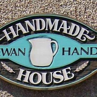 Handmade House provides a unique year round craft market connecting Saskatoon shoppers with nearly 100 craftspeople from all across Saskatchewan 710 Broadway Av