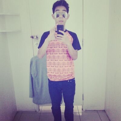 hi guys :) ...follow me plss :) ...
we cht ID : ashraff_sygawk
Ig:Am_swagger
fb : Afiq maestro,afiq kelik ...thnks for follow me :)