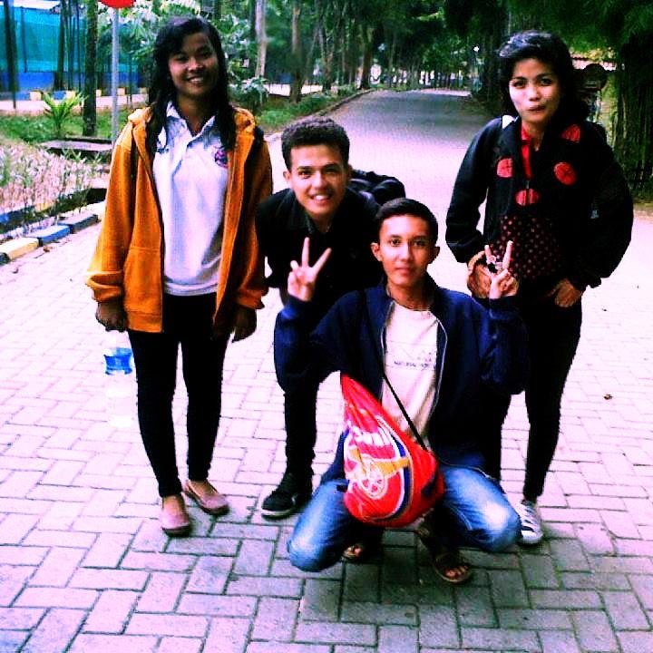 IniAnakMedan's profile picture. Twitt sukak sukak,mo buat twiit lucu,motivasi,makimaki,Ato apapun itu sukak awak,yg penting Selo! Follow klen dulu @IniAnakmedan Bisakan?