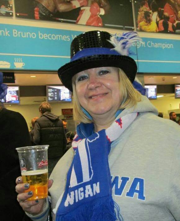 Jan1Urt's profile picture. In my 50s - very proud mother - very proud daughter - weird according to my kids but admit to being slightly eccentric!