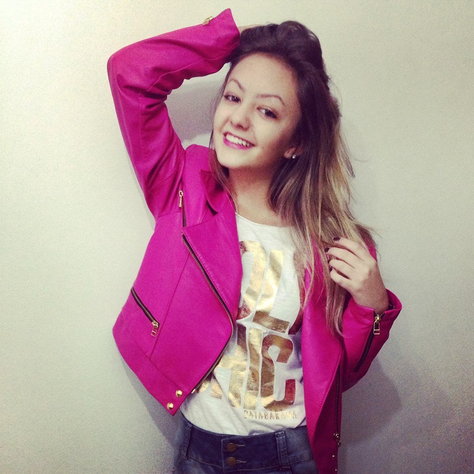 Brazilian Fashion Blogger
http://t.co/Ru6B3JZpSL