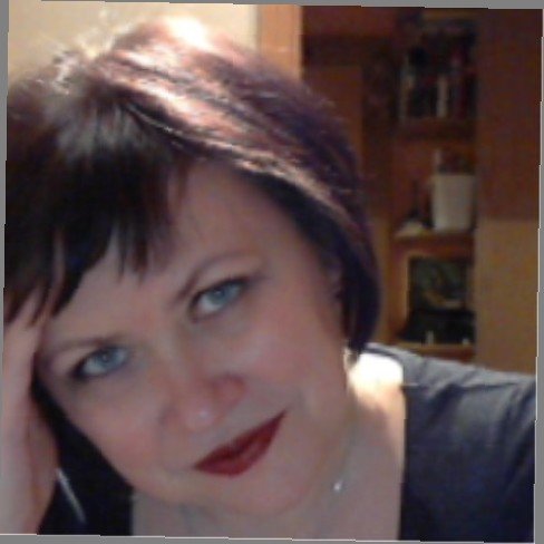 ugimosyvu's profile picture. mommy, social shark, wine wizard