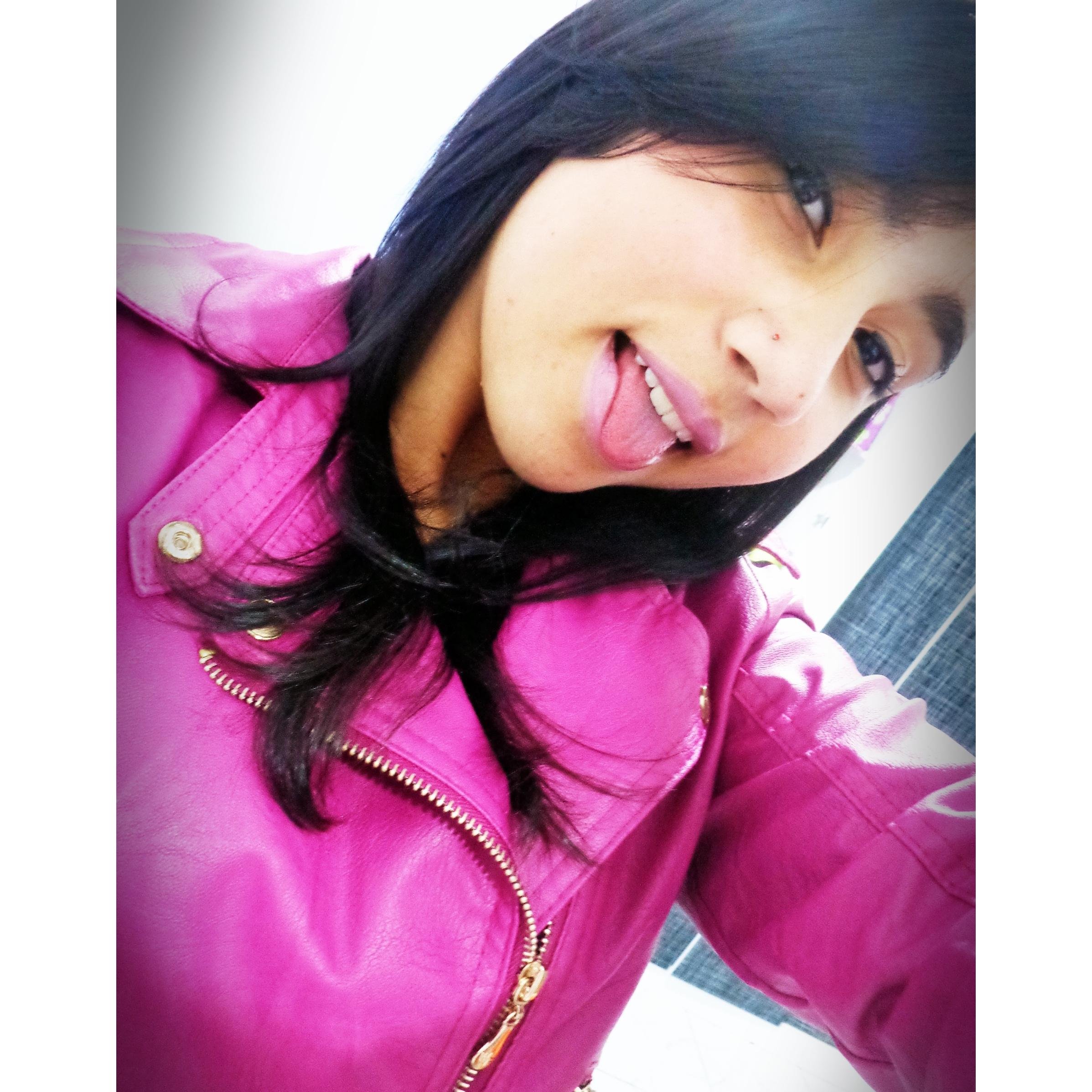 Menina confusa, ela ri por fora e chora por dentro.
Segue -- https://t.co/S2Ay3yBIoY