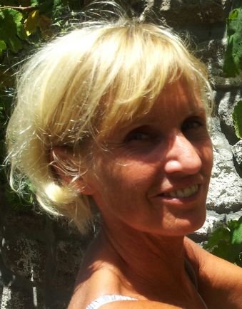 riaolbertz's profile picture. KNHS, Veluwe, katten, thuis, familie, rode wijn tijdens het koken en thrillers. Niet perse in deze volgorde.