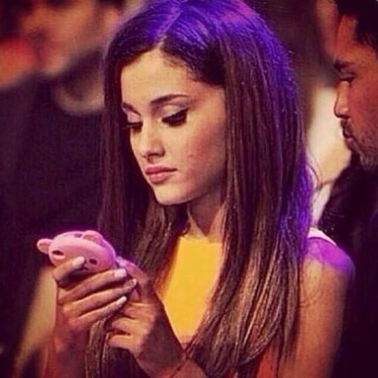 readbiobabe67's profile picture. Go follow @sleepyariana_