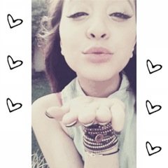 Just a lost girl looking for her happiness...
