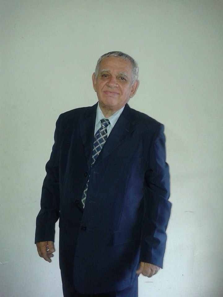 Sou evangelico,Pb. casado a 42 anos  gosto de futebol torcedor do Flu não sou fanatico e gosto falar do Evangelho.