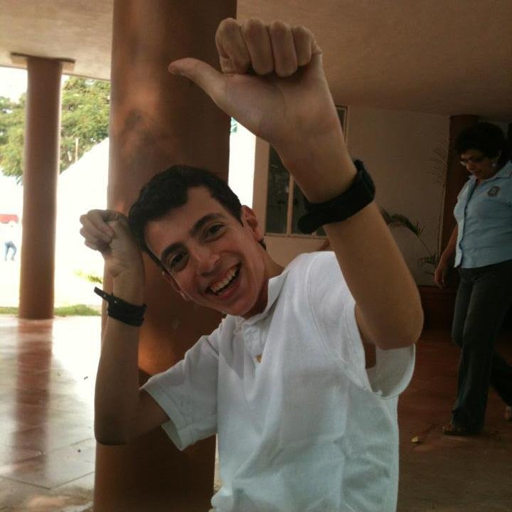 maunovelo2's profile picture. 