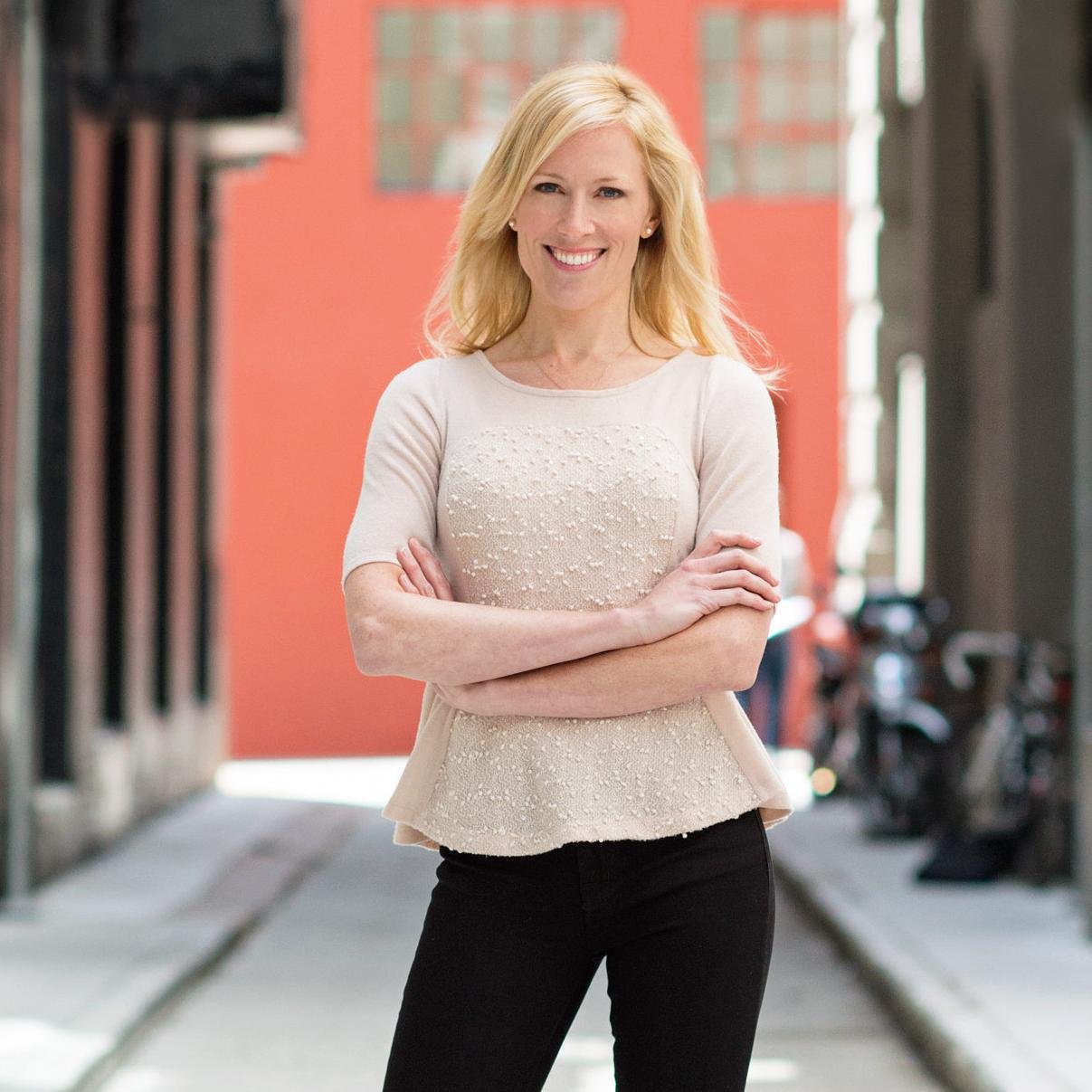 Founder  https://t.co/mrMJLE1ZpC. Best of all wife to @dougregner and a very happy Mom to 2 littles. @NearMeCo | @DesksNearMe #socbiz25