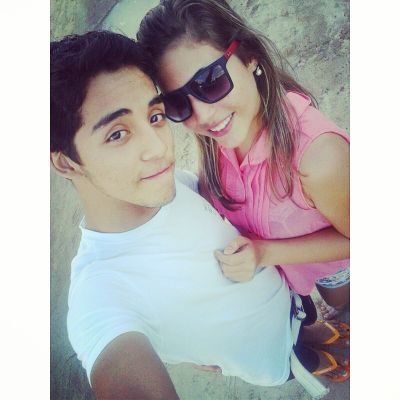 ''Decidir não esperar as oportunidades e sim, buscá-las. Decidir ver cada dia como uma nova oportunidade de ser feliz .'' 
:)