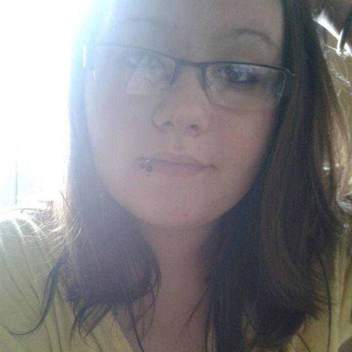 CelineMlle Profile Picture