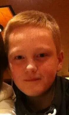 Follow me on twitch Nuclear_logic13 support Manchester United 14 years of age and play games like FIFA COD and others