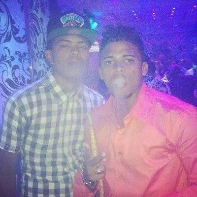 Soy Una Persona Humilde & De Buenos Principios -* Sigueme & Te Sigo ) No Creo En Nadie ) Siempre Bonito #Soltero ♥ Mi Manita#YariiSulsona ♥