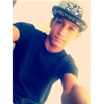 , Instagram; El_Jevito98 , Idol - eminem ♫ ♪ 1Facebook;https://t.co/QQtUx6raLo , 13-09-13 la amo *.*