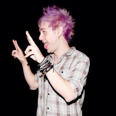 Follow @x_Followhelp_ for dms to 5/4 + daniel the lion. 2/5 (1D). DMing games daily:)