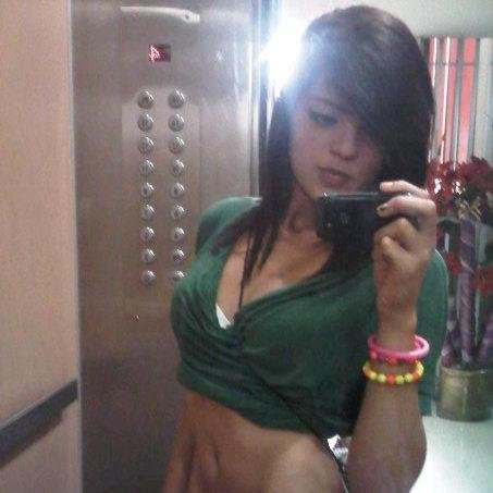 Amante de la fotografía y de un buen café! Sexi de nacimiento.