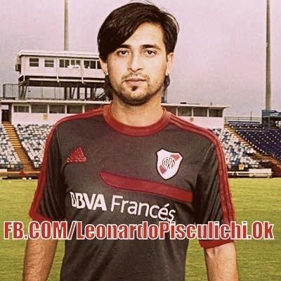 Debuté en AAAJ. Selección Argentina (sub 20). Ex Mallorca y Al-Arabi. Actual jugador del Club Atlético River Plate.
