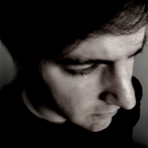 To_Bia_S's profile picture. A handpicked curation of timeless visuals and vanities.