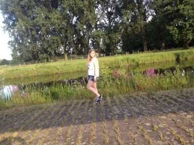 theresabiiiebs's profile picture. #Belieber♚∞
Follow me||14||German girl 
Lebe deinen Traum..♥