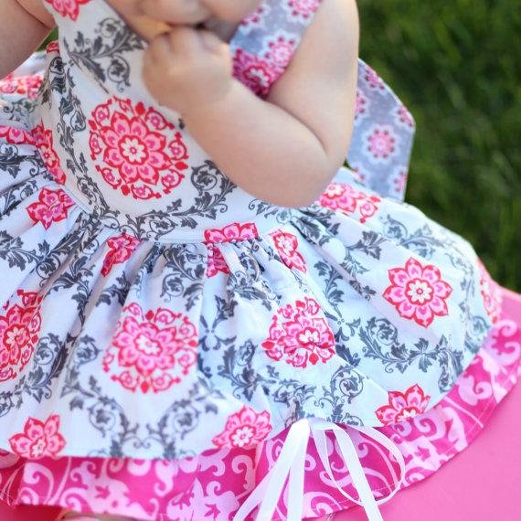 WhollyCraftola's profile picture. Handmade children's clothing and accessories