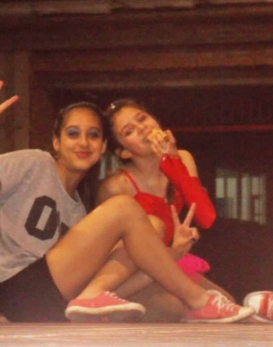 Soy CimFam, patinar es mi vida, amo a mis mejores amigas♥