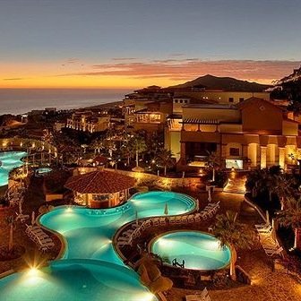Welcome to Sunset House located in the richest area of California. What's going to happen when a house hotel full of celebrities come together?