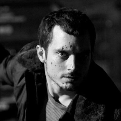 TheTrueManiac_'s profile picture. Hair's the only part of the body that lasts ｆｏｒｅｖｅｒ.. #Maniac. #HorrorRoleplayAccount.