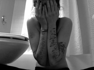 cutting • vegan • depressed • anorexic • 16 yrs • bmth • i may look happy, but honestly dear, the only way i'd really smile is if you cut me ear to ear