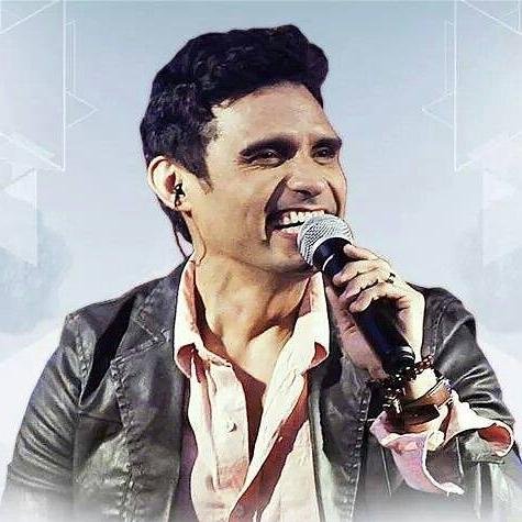 bettooficial's profile picture. Músico pernambucano, com mais de 15 anos de carreira, que agita as noites do Recife com seu talento e carisma.