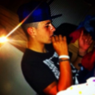 follow me and ill follow back