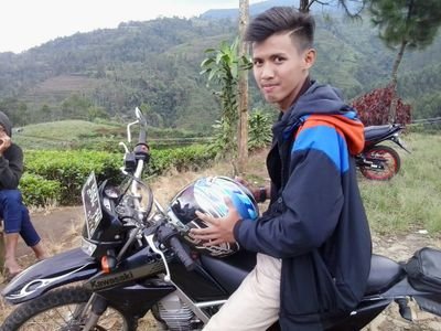 Iqbaloco's profile picture. 