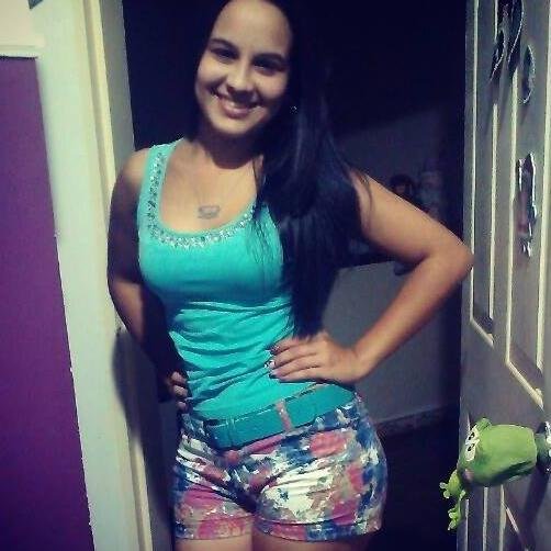 21; Futura Medico&Abogada;
¡Sueños infinitos que hoy persigo!