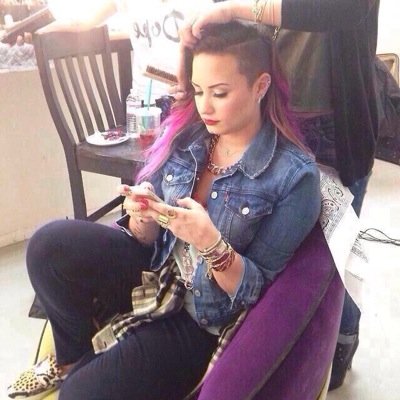 FOLLOW @demisbootycheek FOLLOW Because she just gave you a free follow! Love you all Stay Strong!
