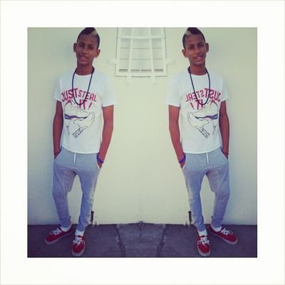 ✌Tu rate quelque chose si tu t'abonne pas ✌
Follow me 
⭐Le seul ⭐Pa ChecheY TweeteY Retweetey ⭐